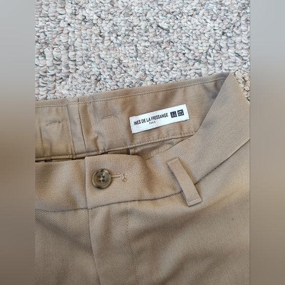 UNIQLO beige pants - Picture 2 of 3